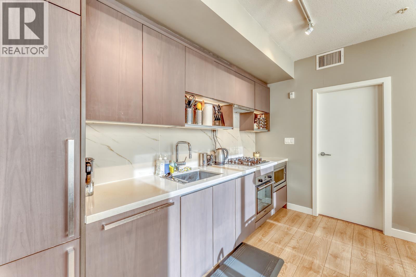 213 9388 Odlin Road, Richmond, British Columbia  V6X 0L5 - Photo 8 - R3034404