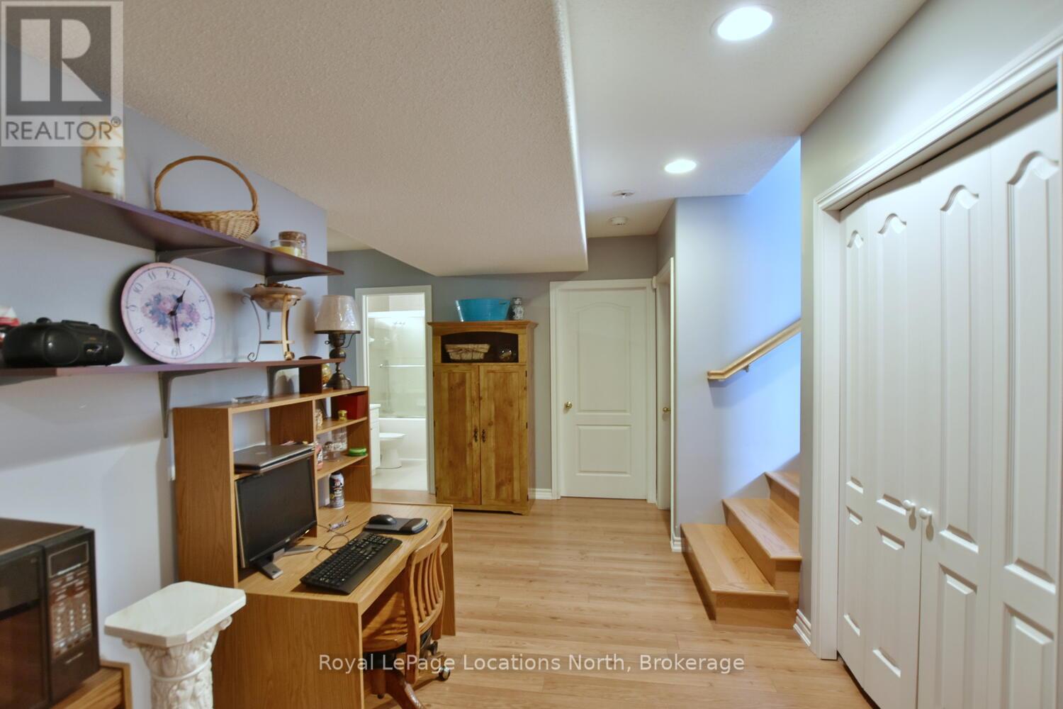 100 62nd Street S, Wasaga Beach, Ontario  L9Z 2Z4 - Photo 41 - S12332126
