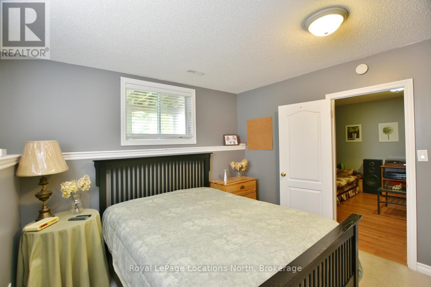 100 62nd Street S, Wasaga Beach, Ontario  L9Z 2Z4 - Photo 44 - S12332126
