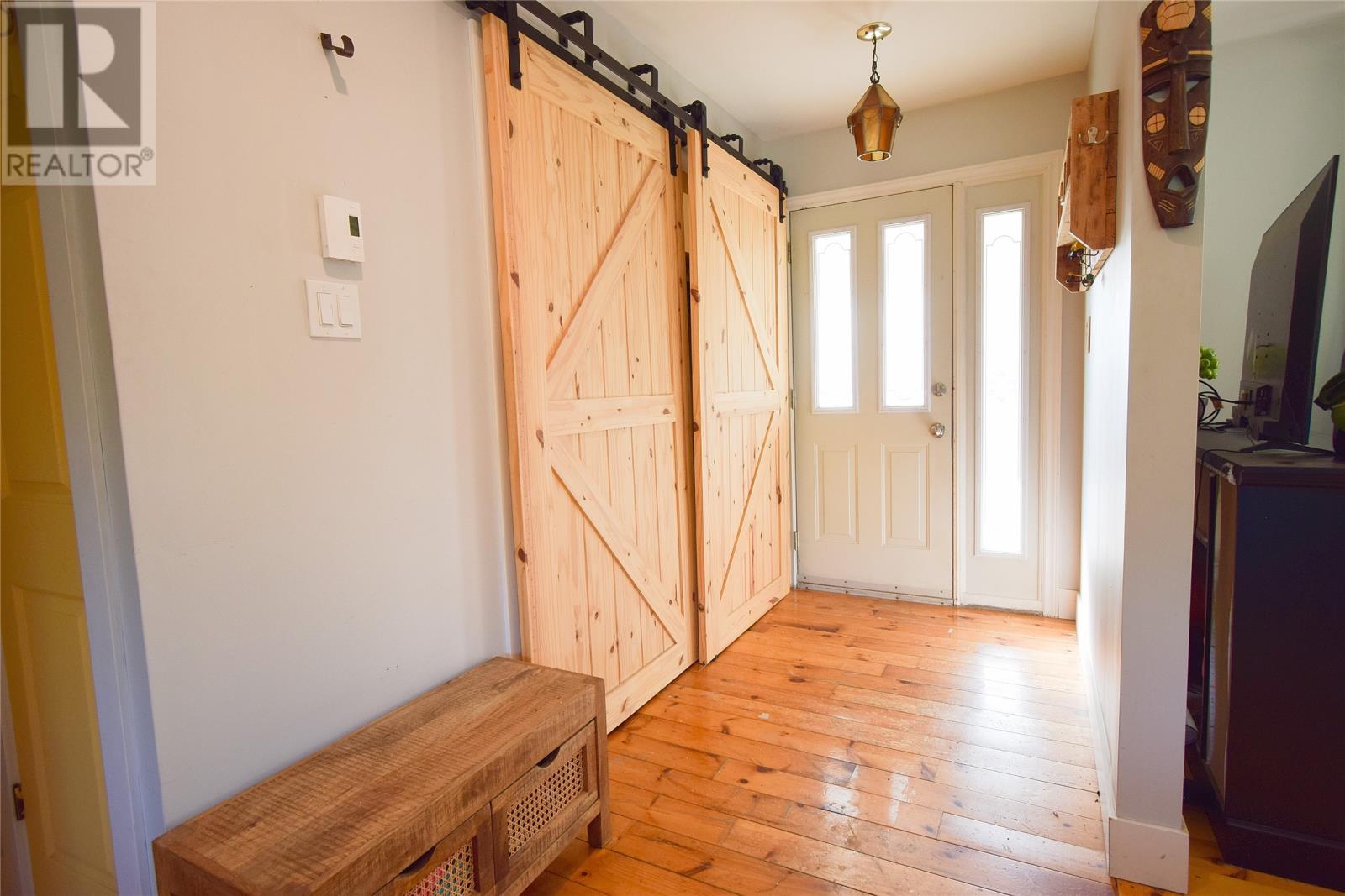 Property at 6 Powers Farm Road image 4