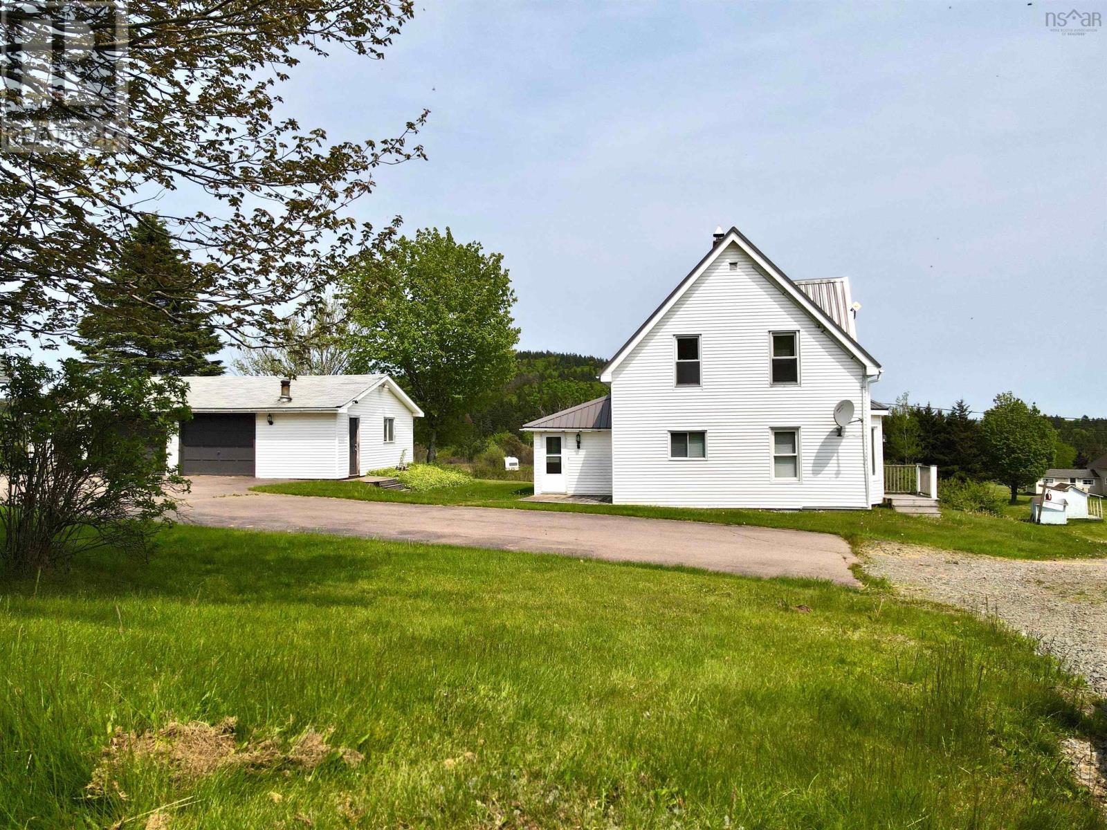 8915 209 Highway, Fox River, Nova Scotia  B0M 1S0 - Photo 1 - 202504973