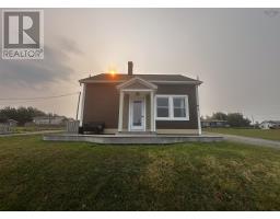 9 Chemin De Susanne Road, Chéticamp, Ca