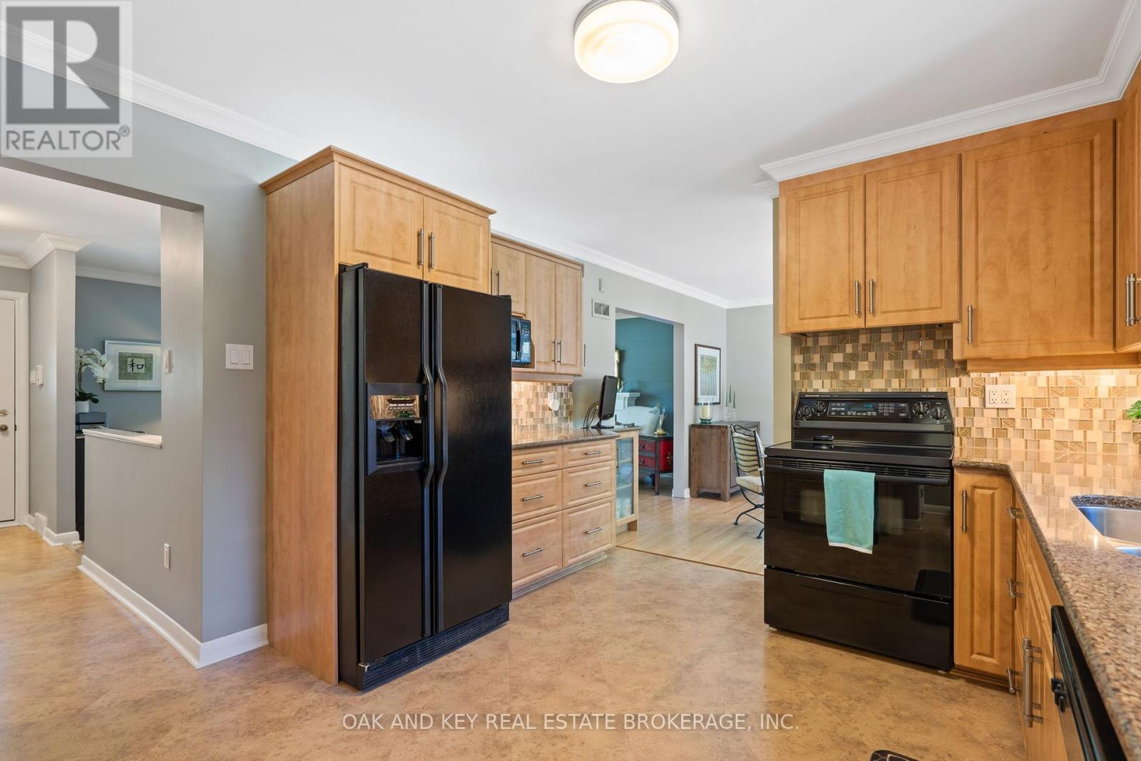 487 Melcrest Road, London South (South N), Ontario  N6J 3T2 - Photo 21 - X12332137