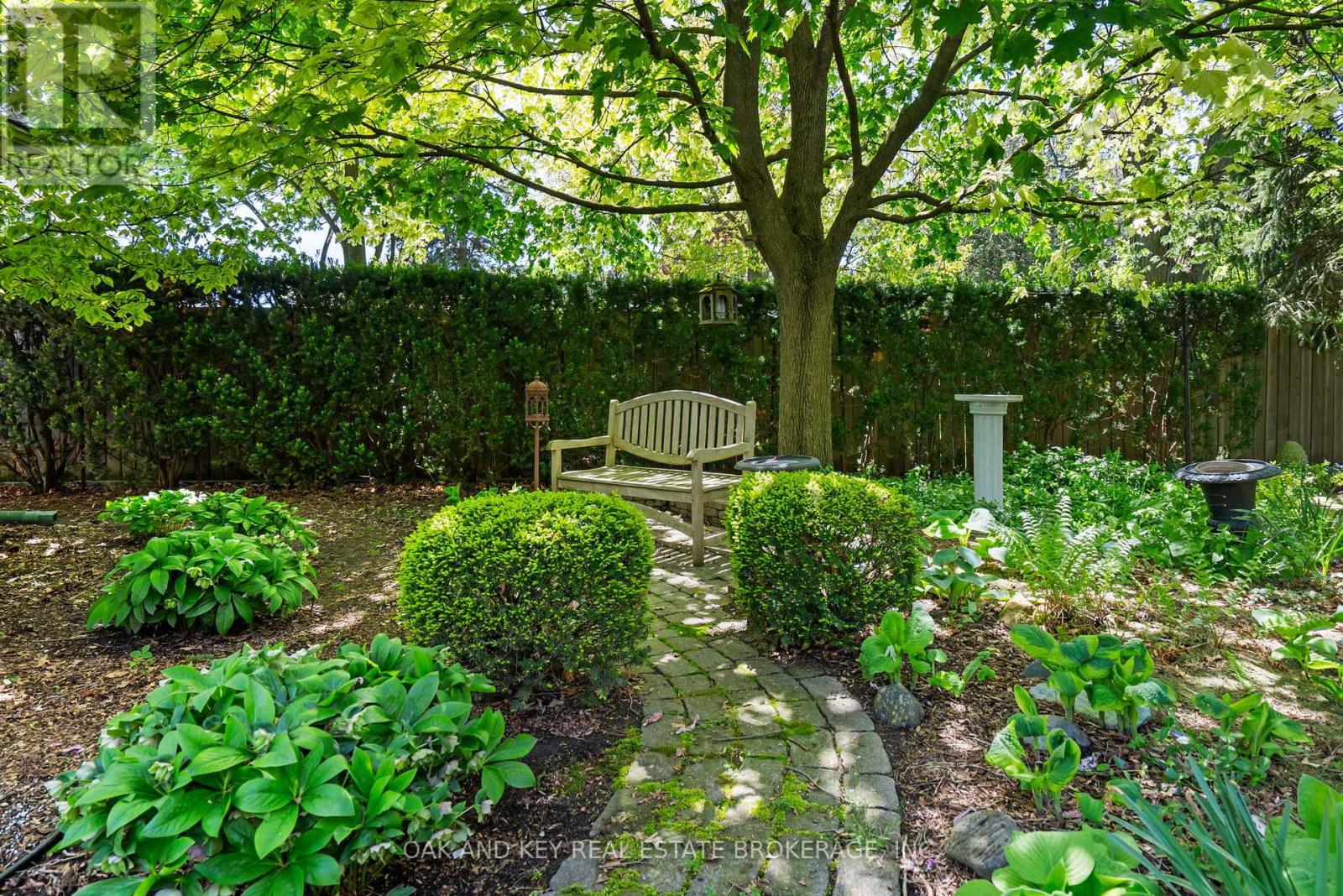 487 Melcrest Road, London South (South N), Ontario  N6J 3T2 - Photo 49 - X12332137