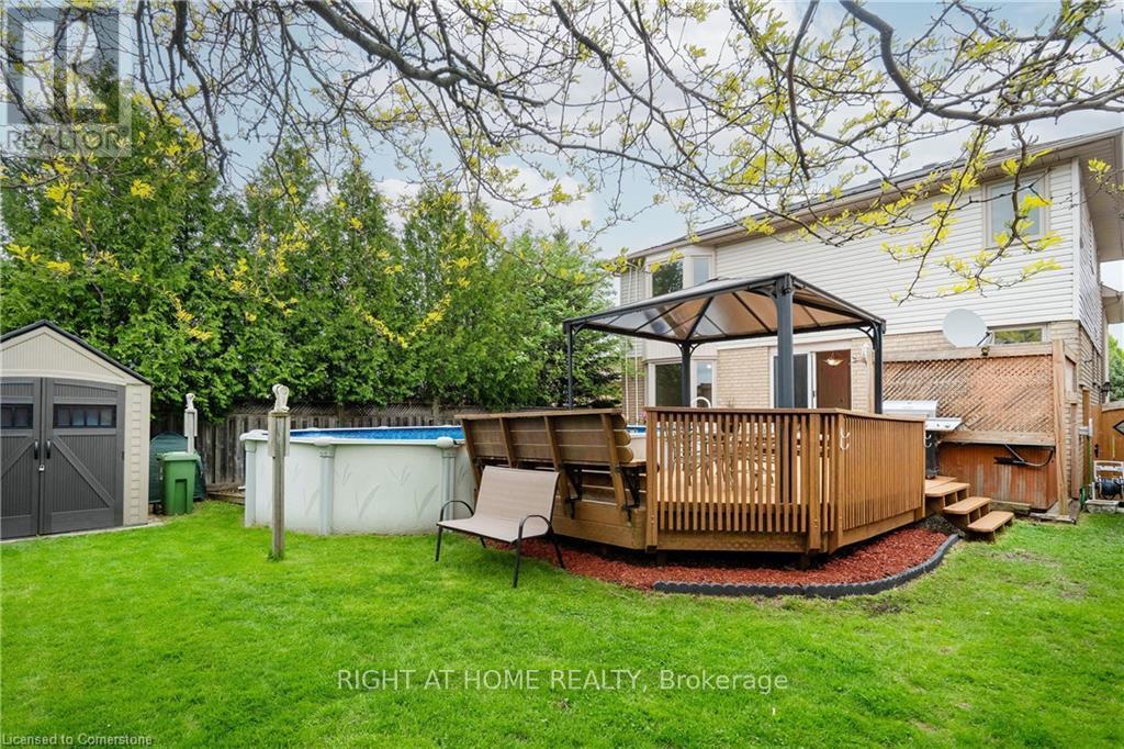 1262 Upper Paradise Road, Hamilton, Ontario  L9B 2R7 - Photo 46 - X12332077