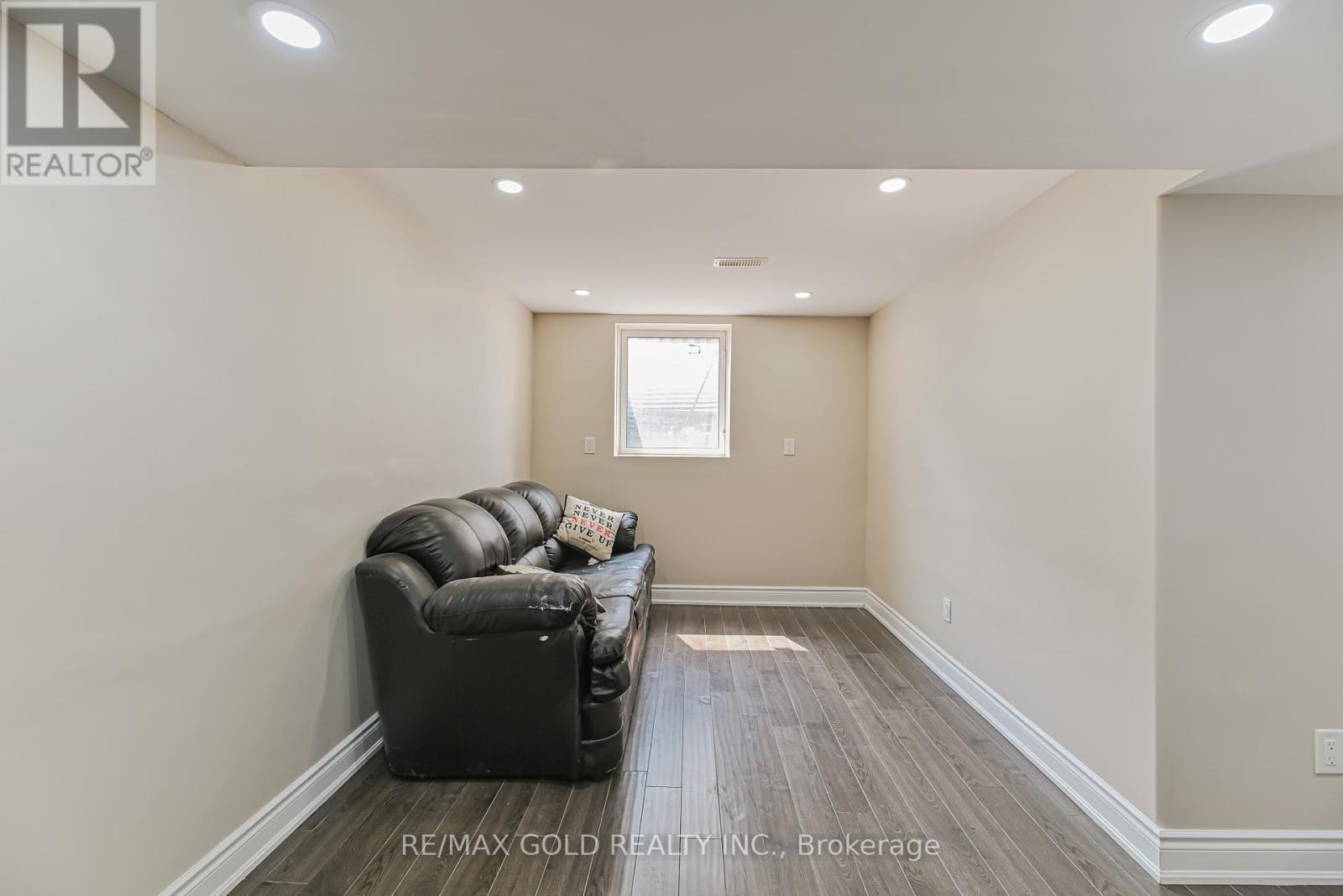 45 Treeline Boulevard, Brampton, Ontario  L6P 1E4 - Photo 25 - W12331815