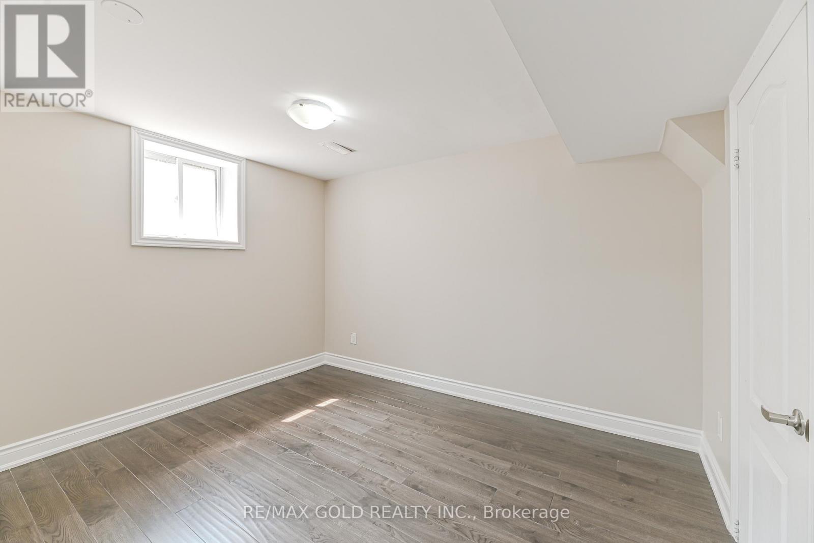 45 Treeline Boulevard, Brampton, Ontario  L6P 1E4 - Photo 27 - W12331815