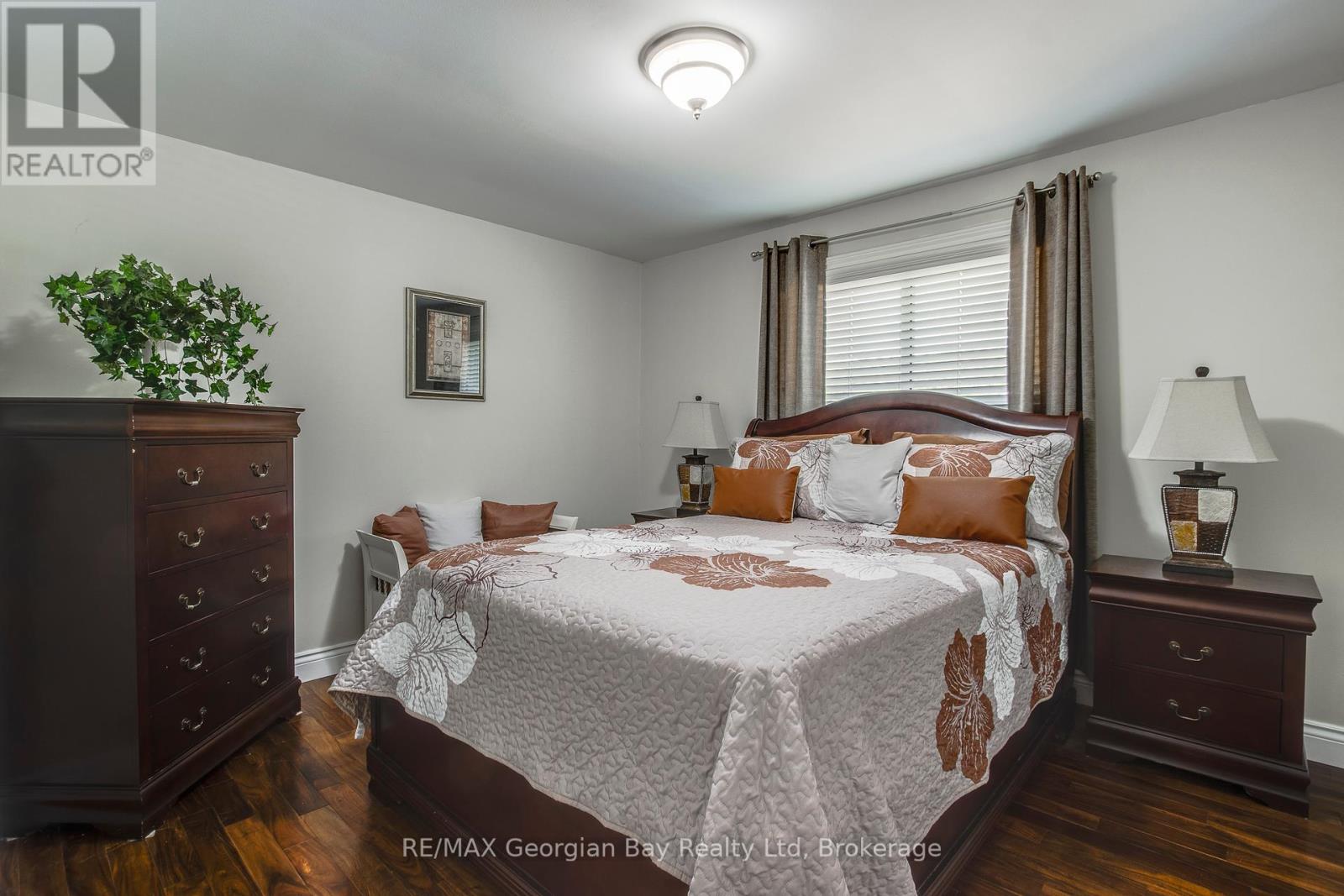 32 Kerr Drive, Penetanguishene, Ontario  L9M 1H6 - Photo 15 - S12332151