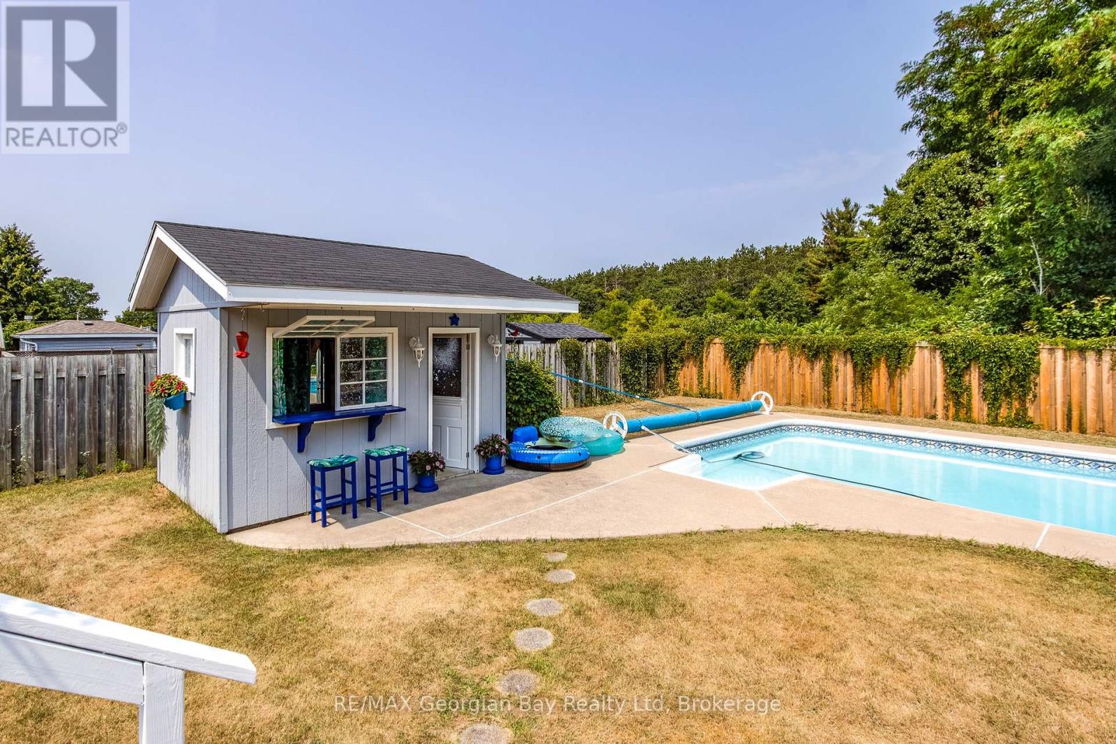 32 Kerr Drive, Penetanguishene, Ontario  L9M 1H6 - Photo 7 - S12332151