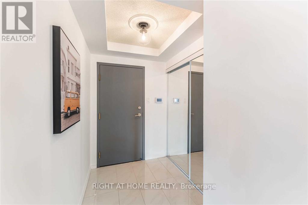 2601 - 10 Yonge Street, Toronto, Ontario  M5E 1R4 - Photo 15 - C12332101