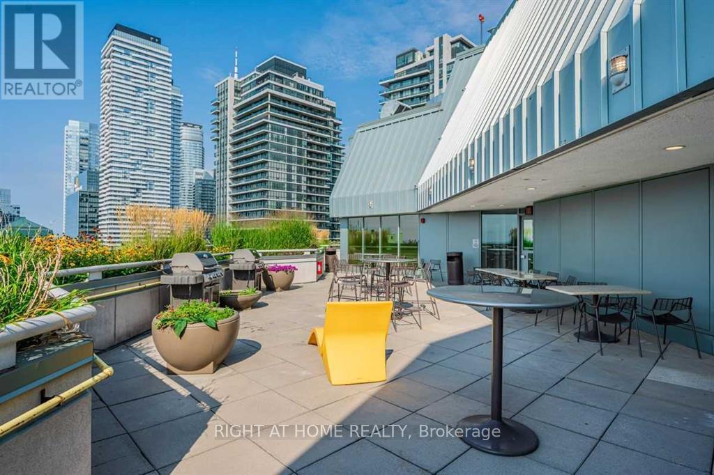 2601 - 10 Yonge Street, Toronto, Ontario  M5E 1R4 - Photo 33 - C12332101