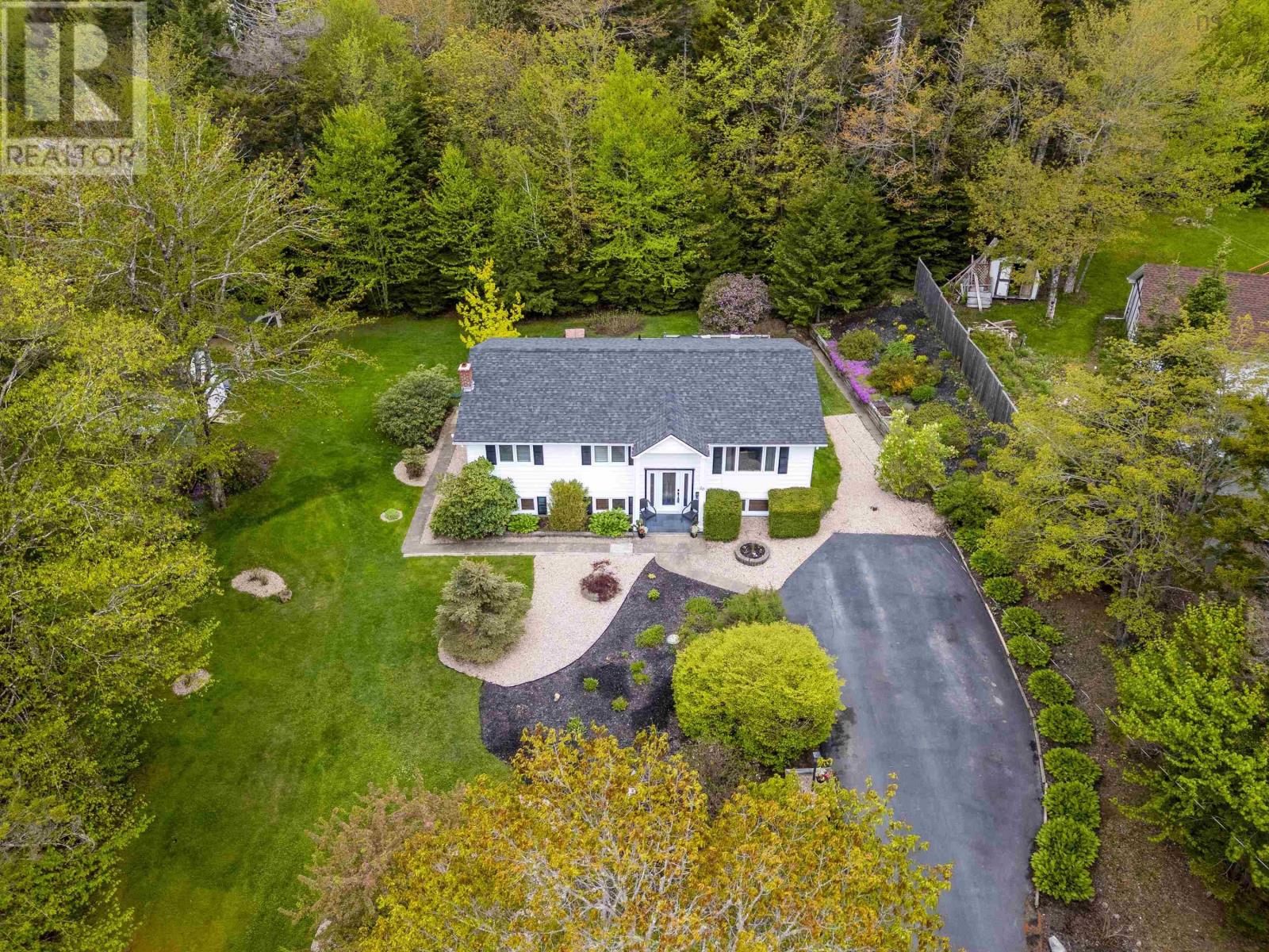 20 Kipawa Crescent, Hammonds Plains, Nova Scotia  B4B 1N2 - Photo 4 - 202509416