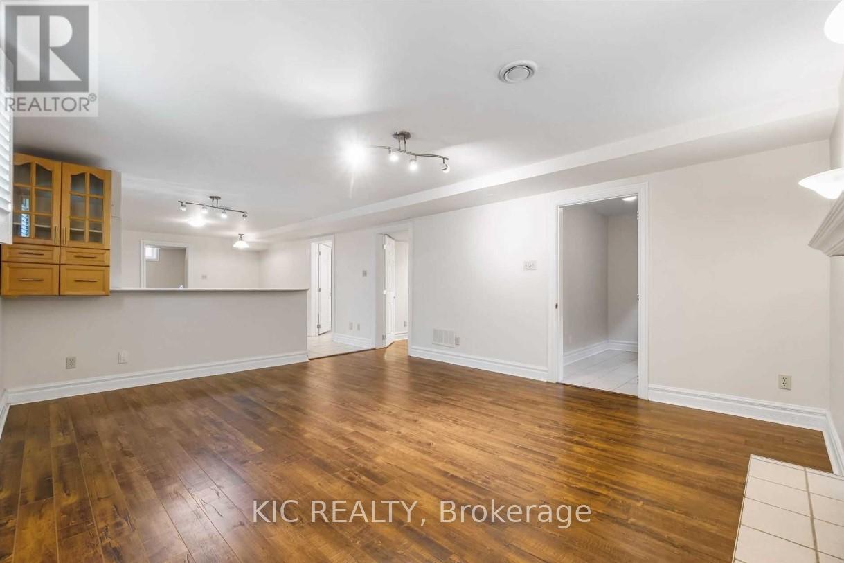 Basement - 912 Tegal Place, Newmarket, Ontario  L3X 1L3 - Photo 5 - N12332145