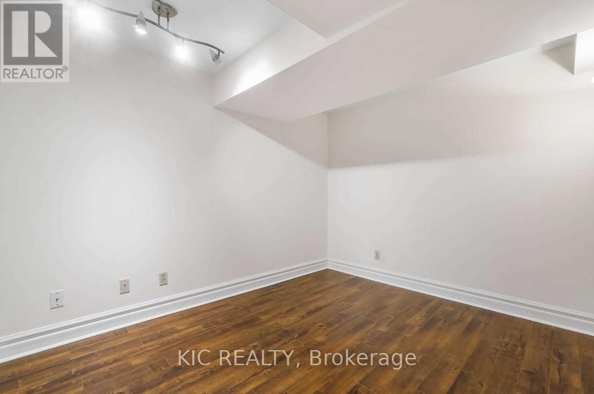 Basement - 912 Tegal Place, Newmarket, Ontario  L3X 1L3 - Photo 7 - N12332145