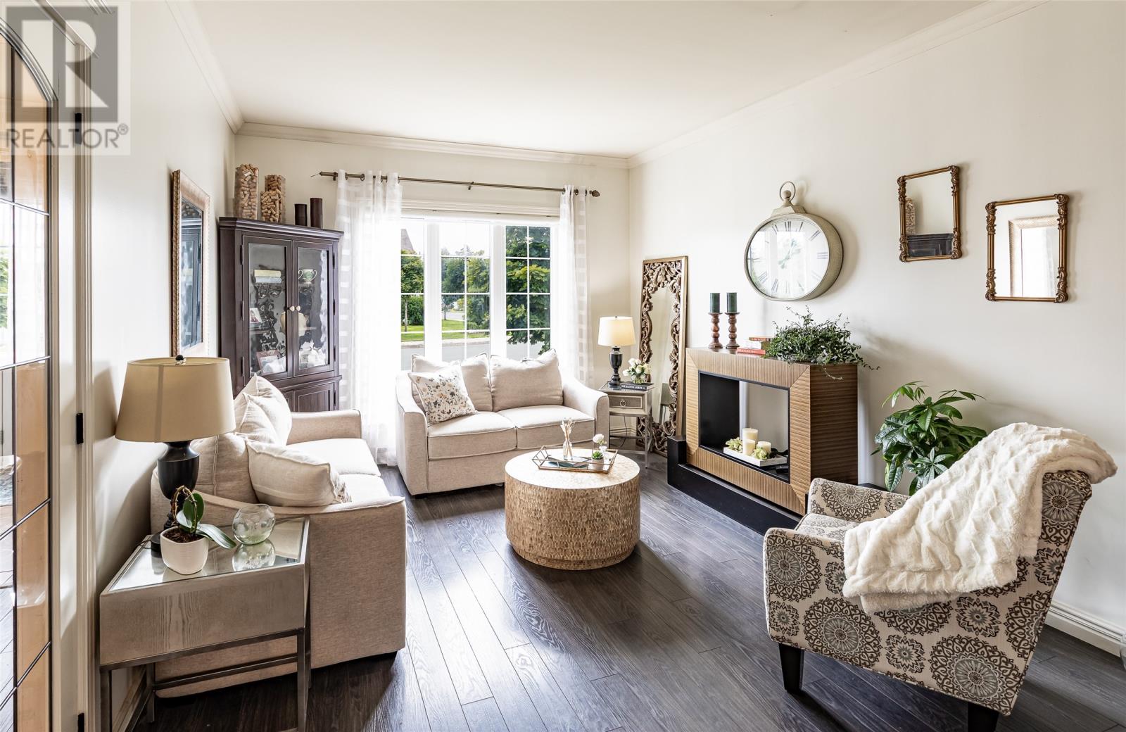 Property at 80 Blue Puttee Drive image 4