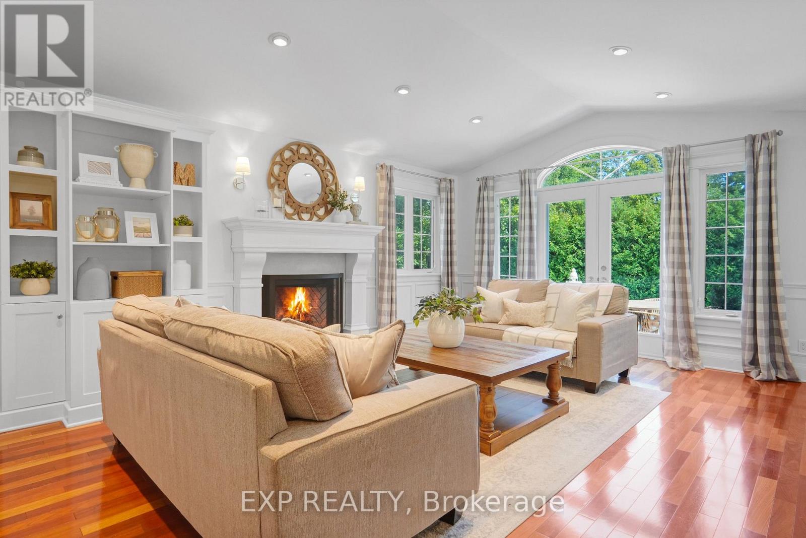 Property at 72 DELONG DRIVE image 4