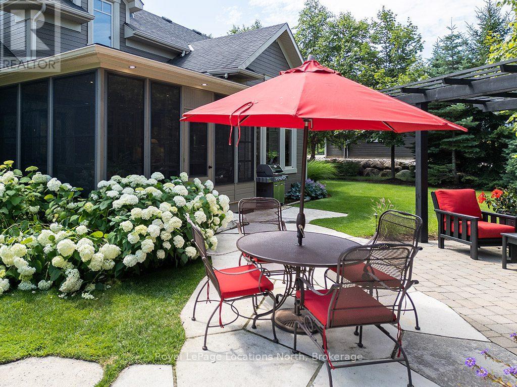 376 Sunset Boulevard, Blue Mountains, Ontario  N0H 2P0 - Photo 18 - X12332193
