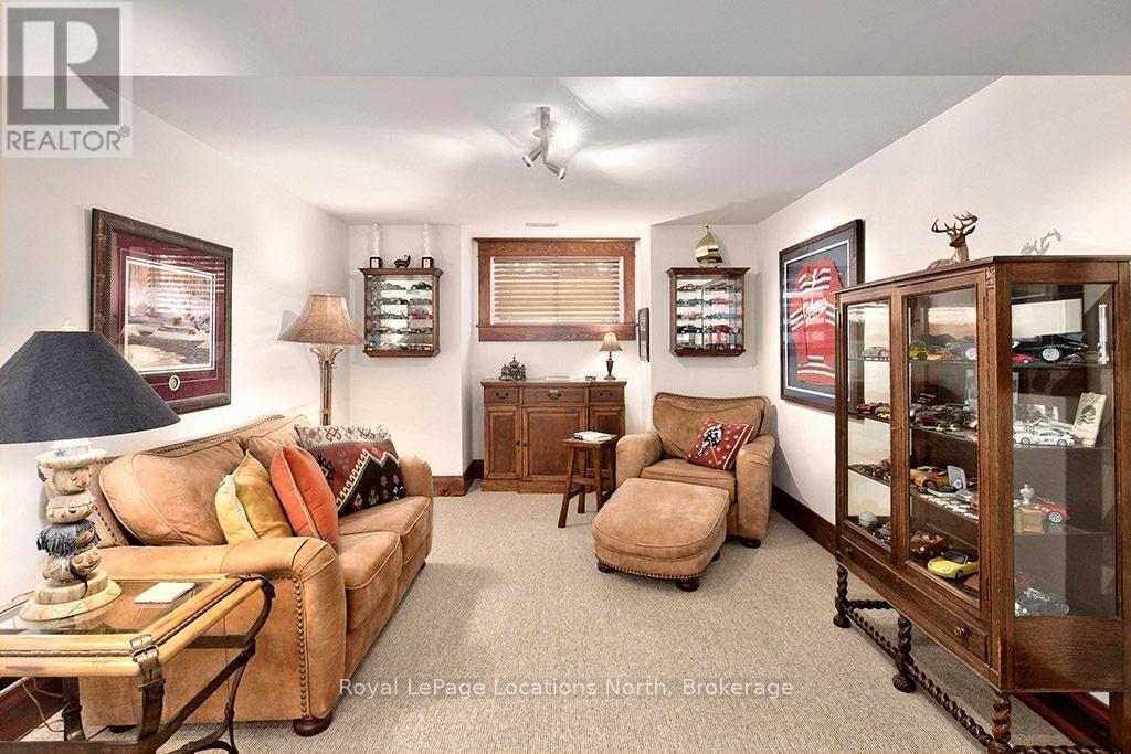 376 Sunset Boulevard, Blue Mountains, Ontario  N0H 2P0 - Photo 33 - X12332193