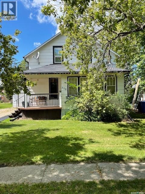 308 1st Street W, Carlyle, Saskatchewan  S0C 0R0 - Photo 2 - SK014994