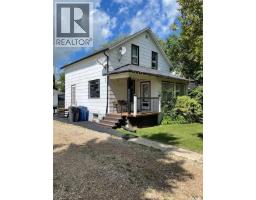 308 1st Street W, Carlyle, Ca