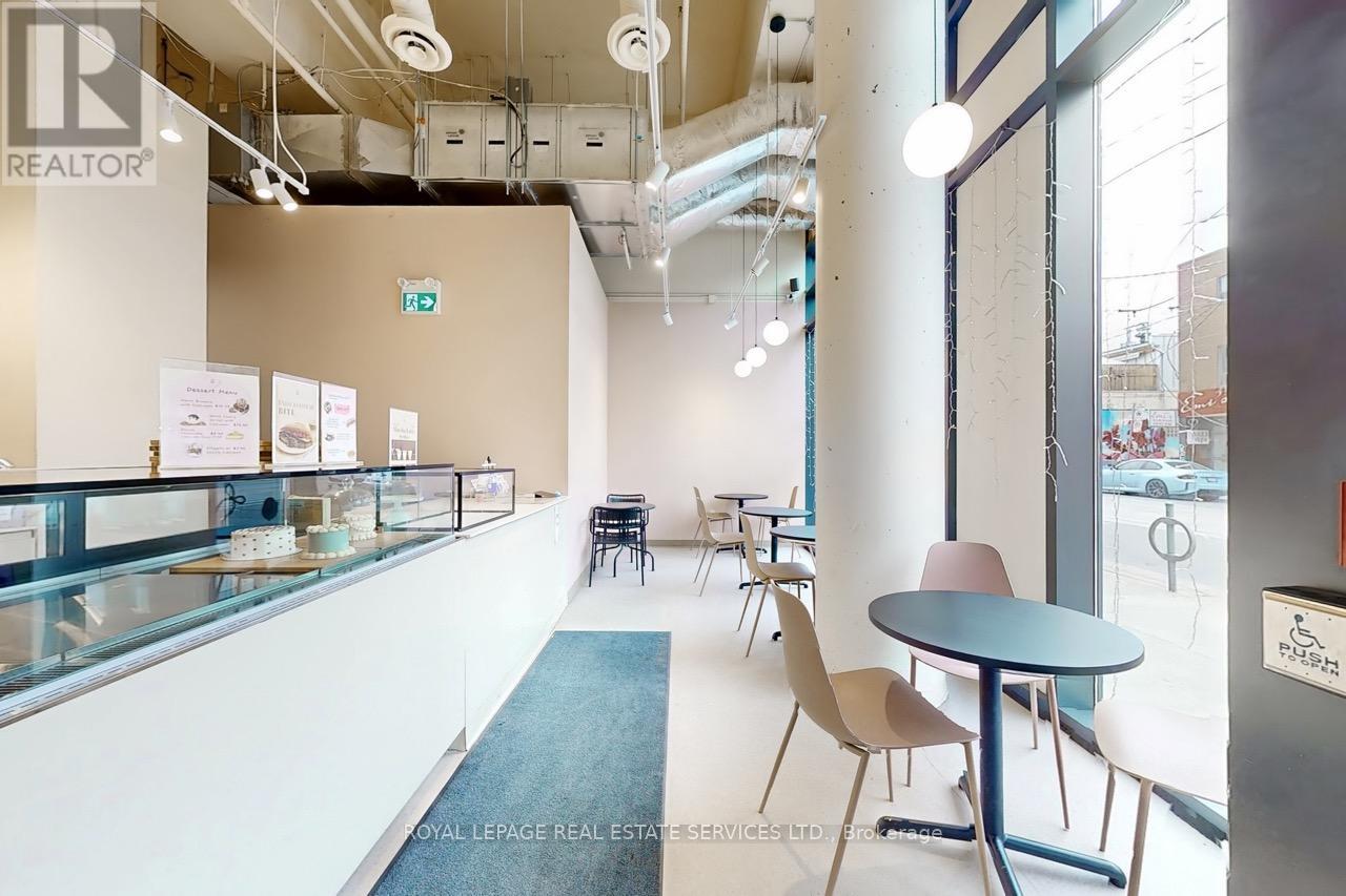 862 Dundas Street W, Toronto, Ontario  M6J 1V5 - Photo 6 - C12332180