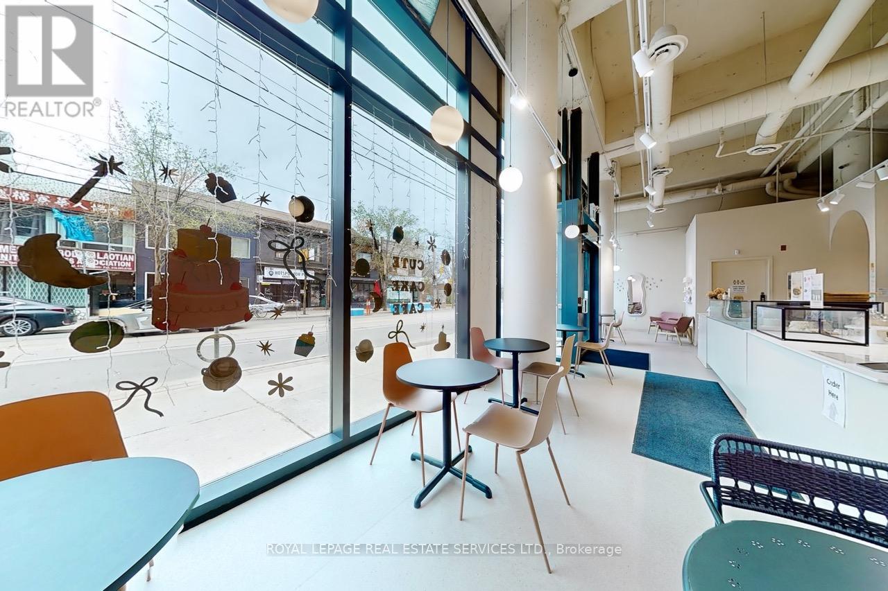 862 Dundas Street W, Toronto, Ontario  M6J 1V5 - Photo 9 - C12332180