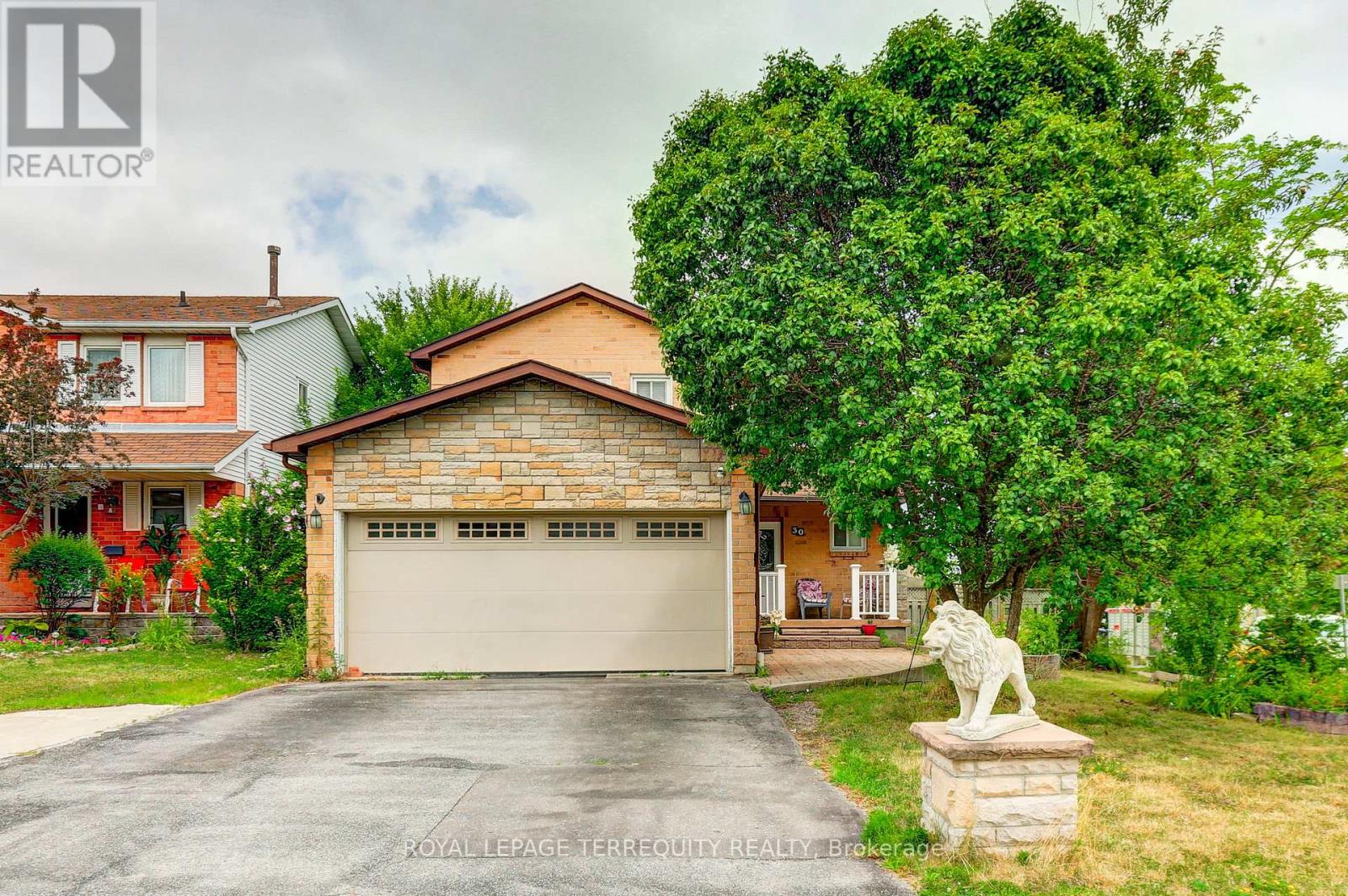 30 Wicks Drive, Ajax, Ontario  L1Z 1C3 - Photo 1 - E12309429