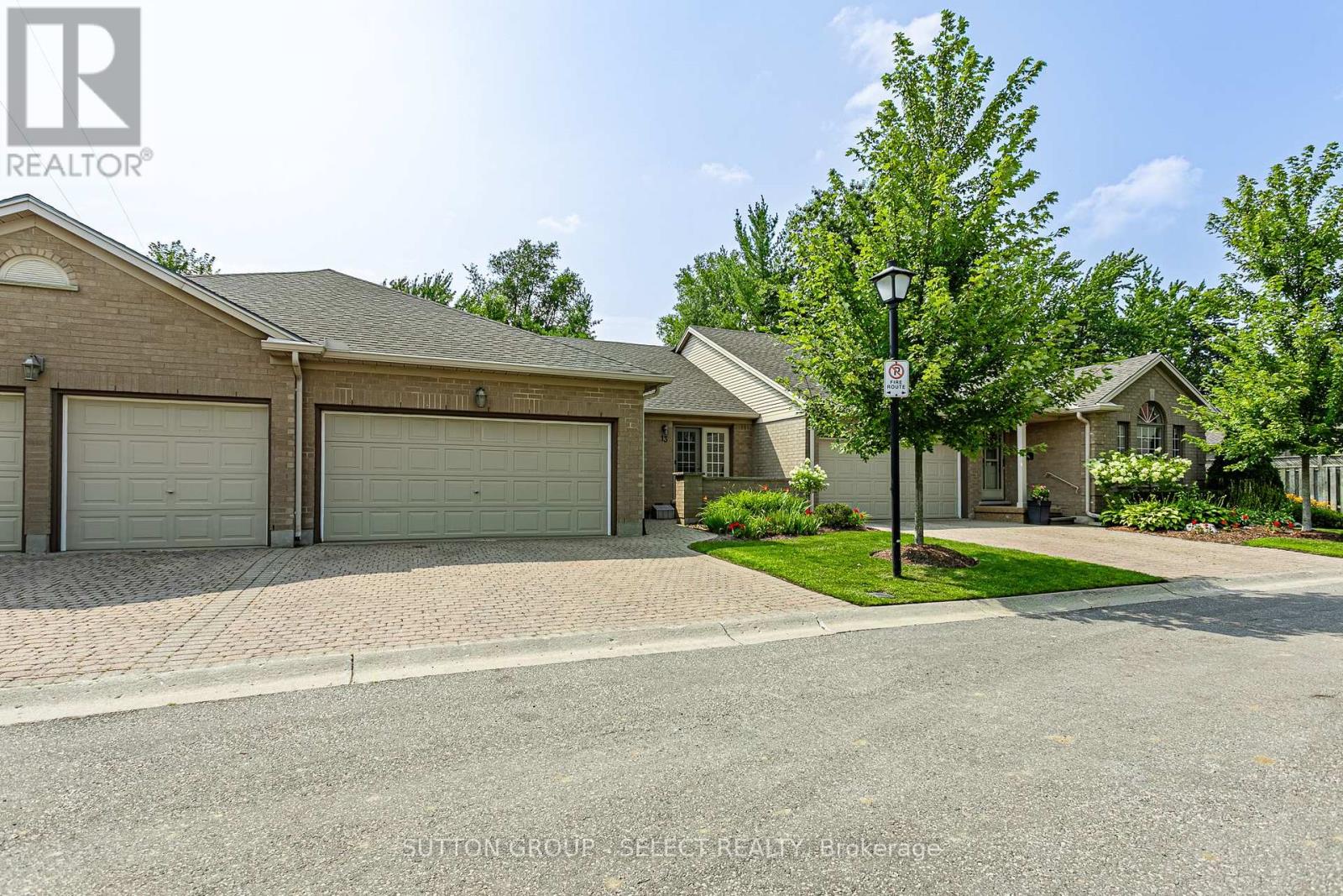 13 - 627 Wharncliffe Road S, London South, Ontario  N6J 2N7 - Photo 3 - X12332198