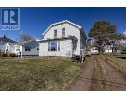 90 McFarlane Street, Springhill, Ca
