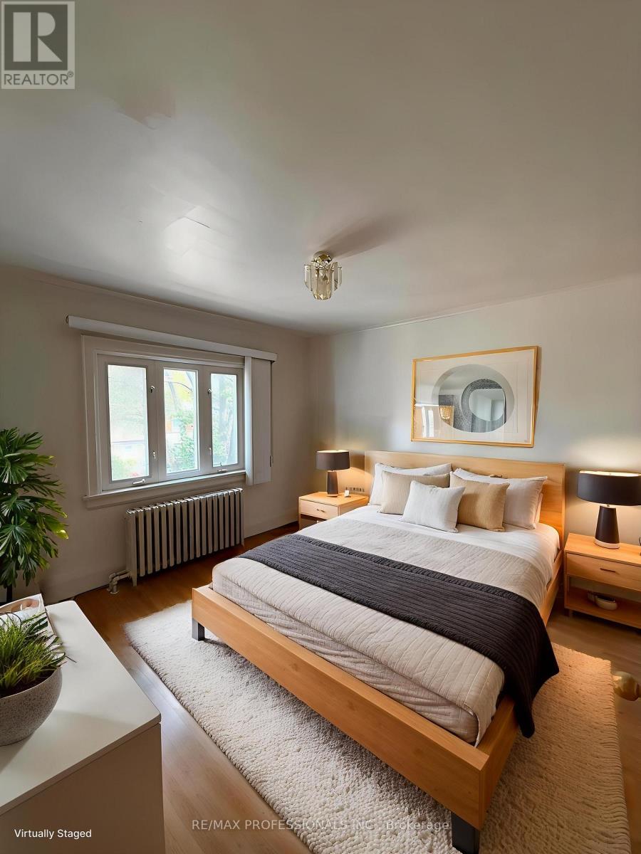 560 Atlas Avenue, Toronto, Ontario  M6C 3R4 - Photo 18 - C12326132