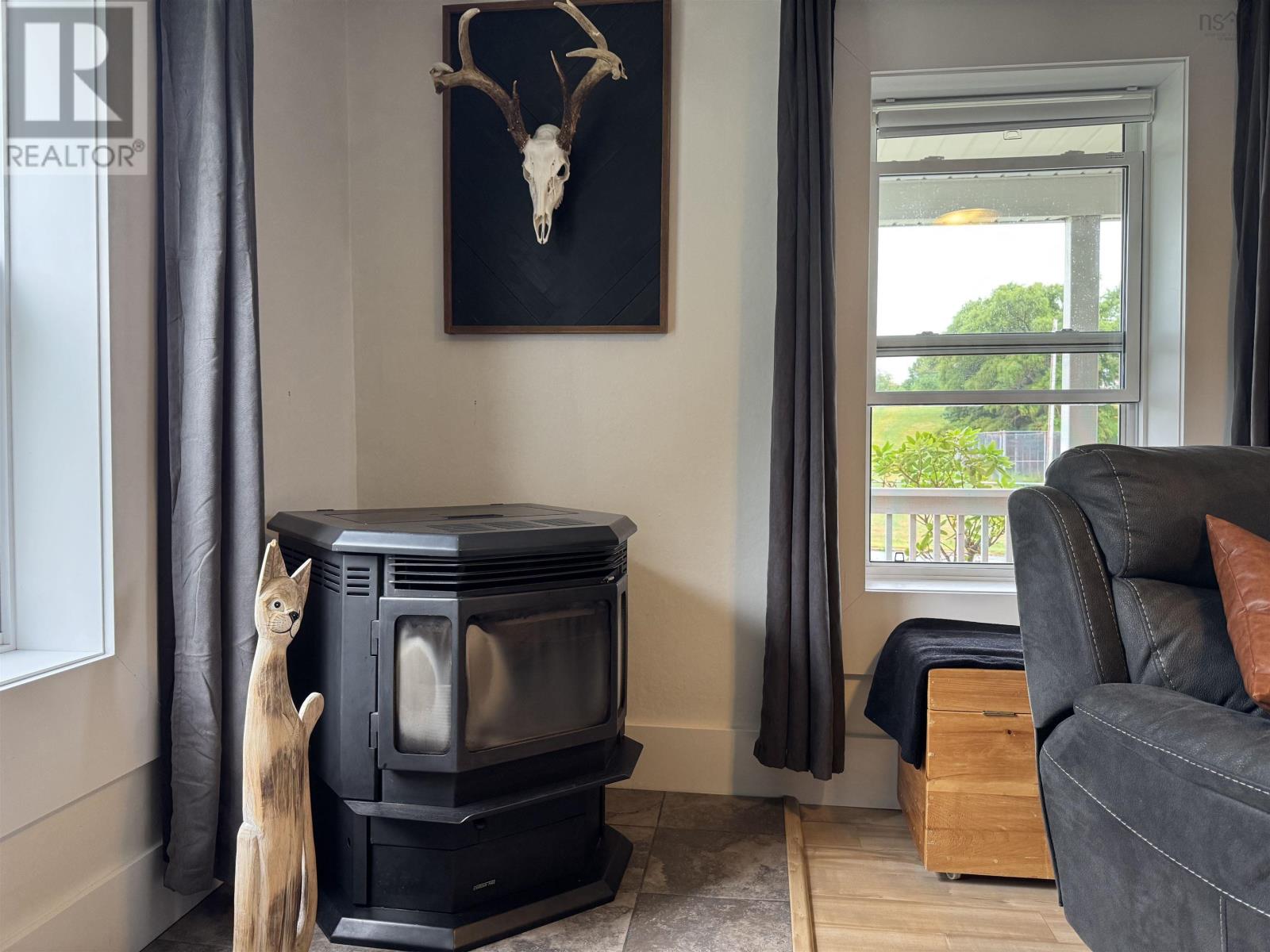 107 Stellar Street, Stellarton, Nova Scotia  B0K 1S0 - Photo 6 - 202518528