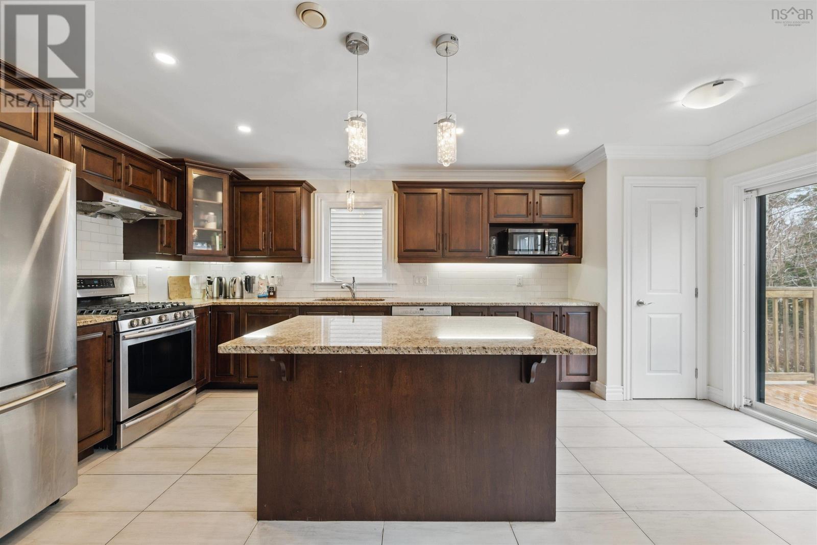 292 Fleetview Drive, Halifax, Nova Scotia  B3M 4V4 - Photo 8 - 202507903