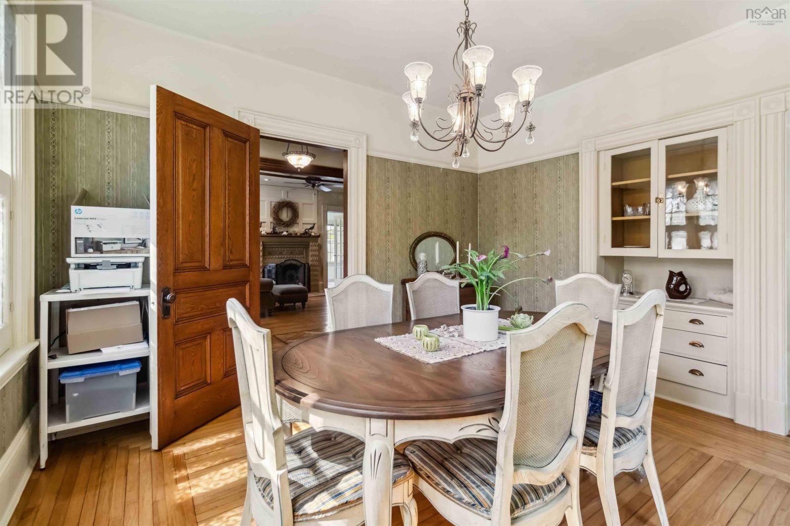 811 Lahave Street, Bridgewater, Nova Scotia  B4V 2V2 - Photo 19 - 202511244