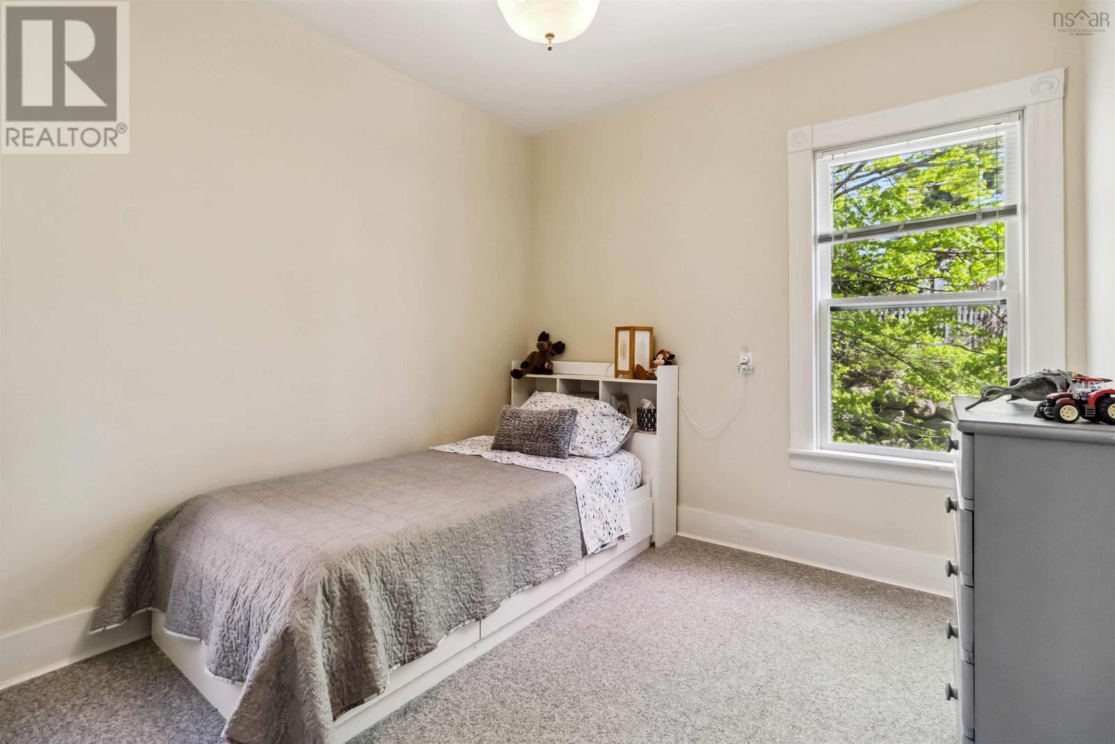 811 Lahave Street, Bridgewater, Nova Scotia  B4V 2V2 - Photo 31 - 202511244