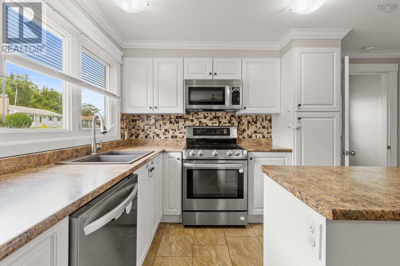 155 Aspen Crescent, Lower Sackville, Nova Scotia  B4C 1C9 - Photo 6 - 202519357