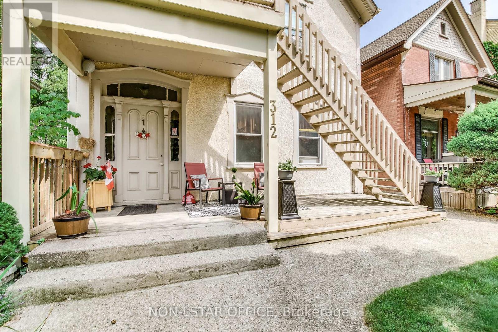 Property at 312 PICCADILLY STREET image 2