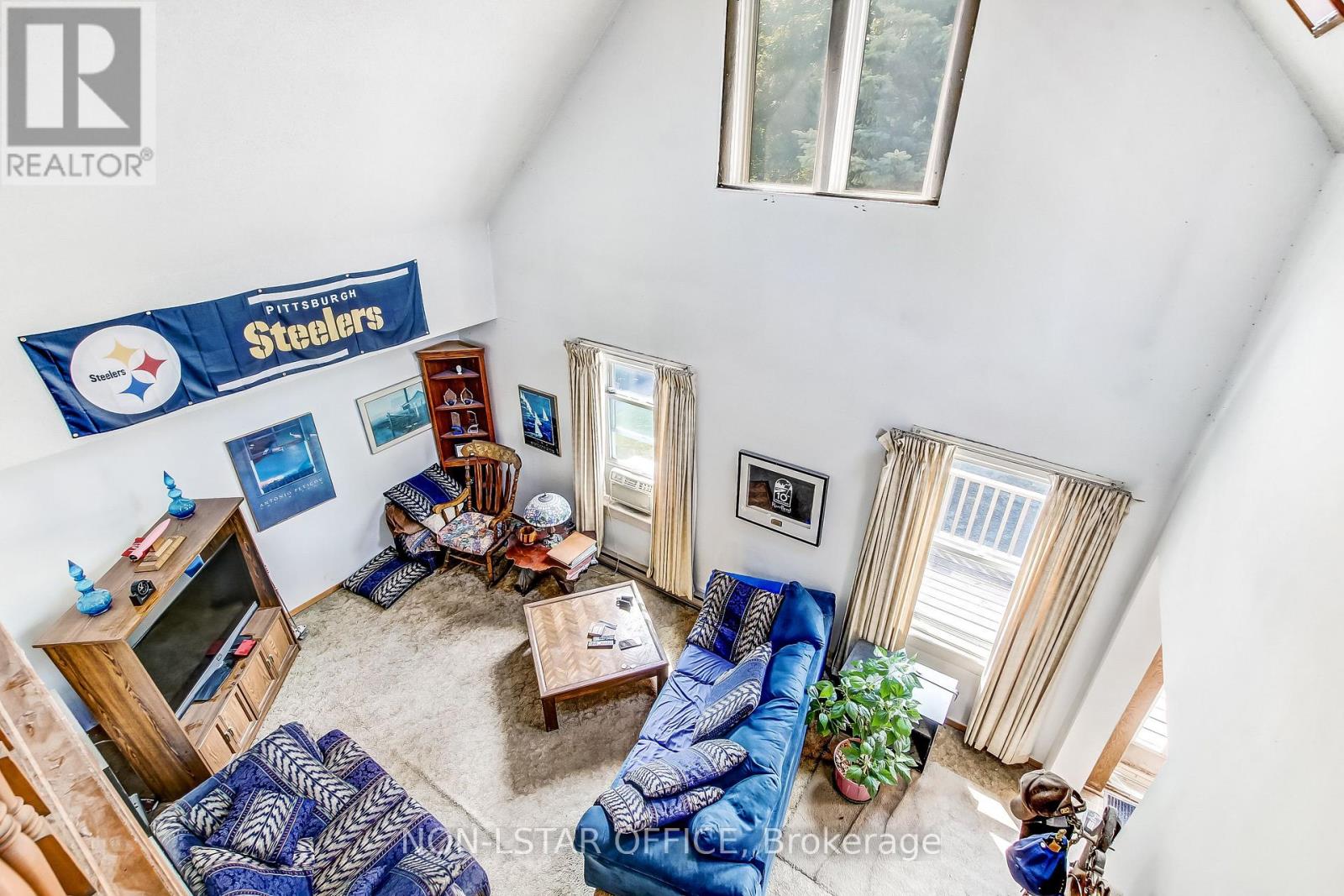 Property at 312 PICCADILLY STREET image 5