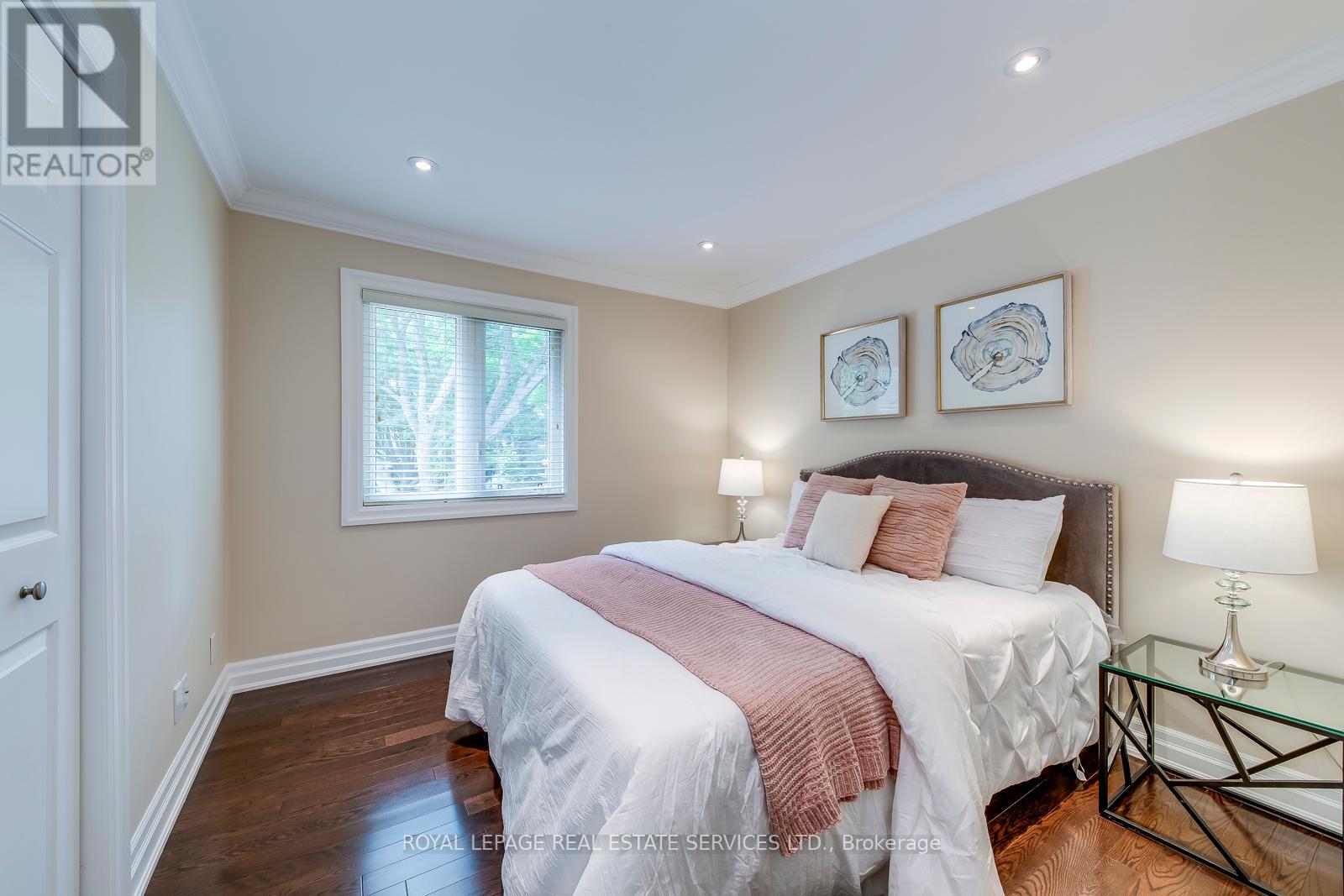 1504 Caulder Drive, Oakville, Ontario  L6J 5S9 - Photo 28 - W12332196