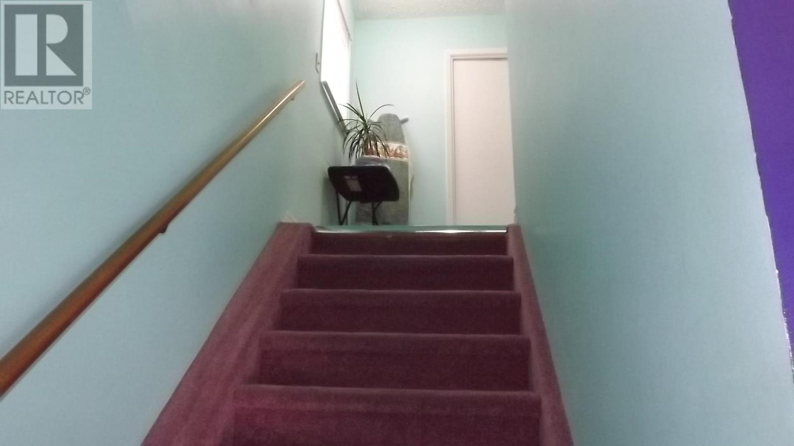 26 Hergott Ave, Elliot Lake, Ontario  P5A 3A8 - Photo 10 - SM250719