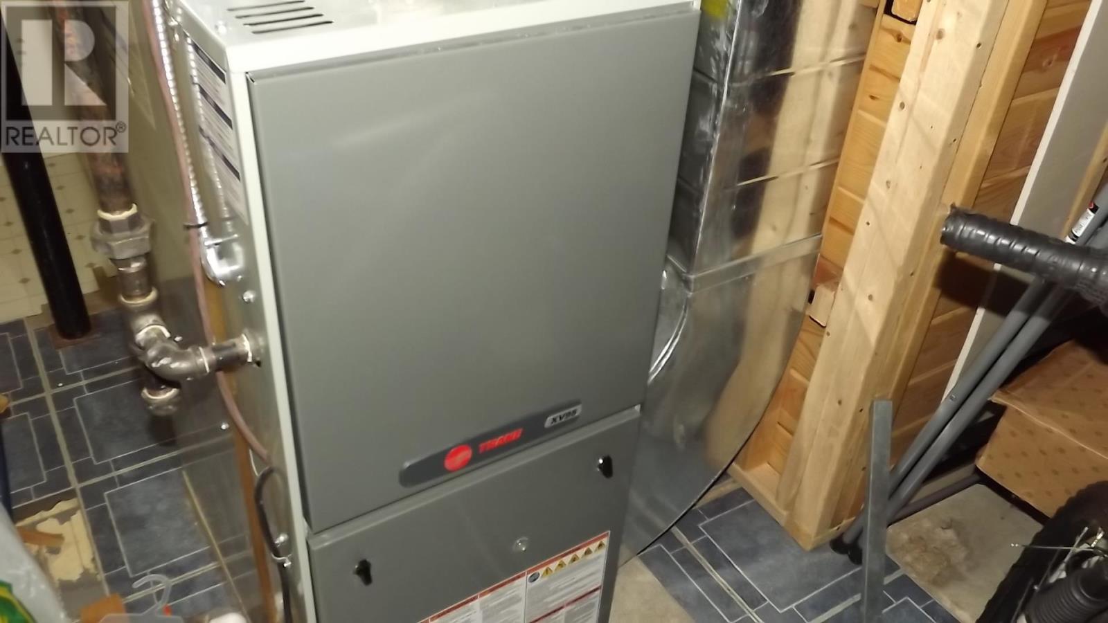 26 Hergott Ave, Elliot Lake, Ontario  P5A 3A8 - Photo 18 - SM250719