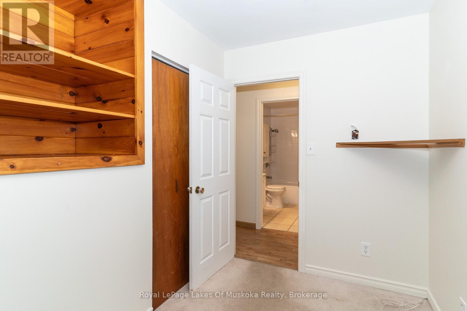 21 Harris Street, Muskoka Lakes, Ontario  P0B 1J0 - Photo 20 - X12332237