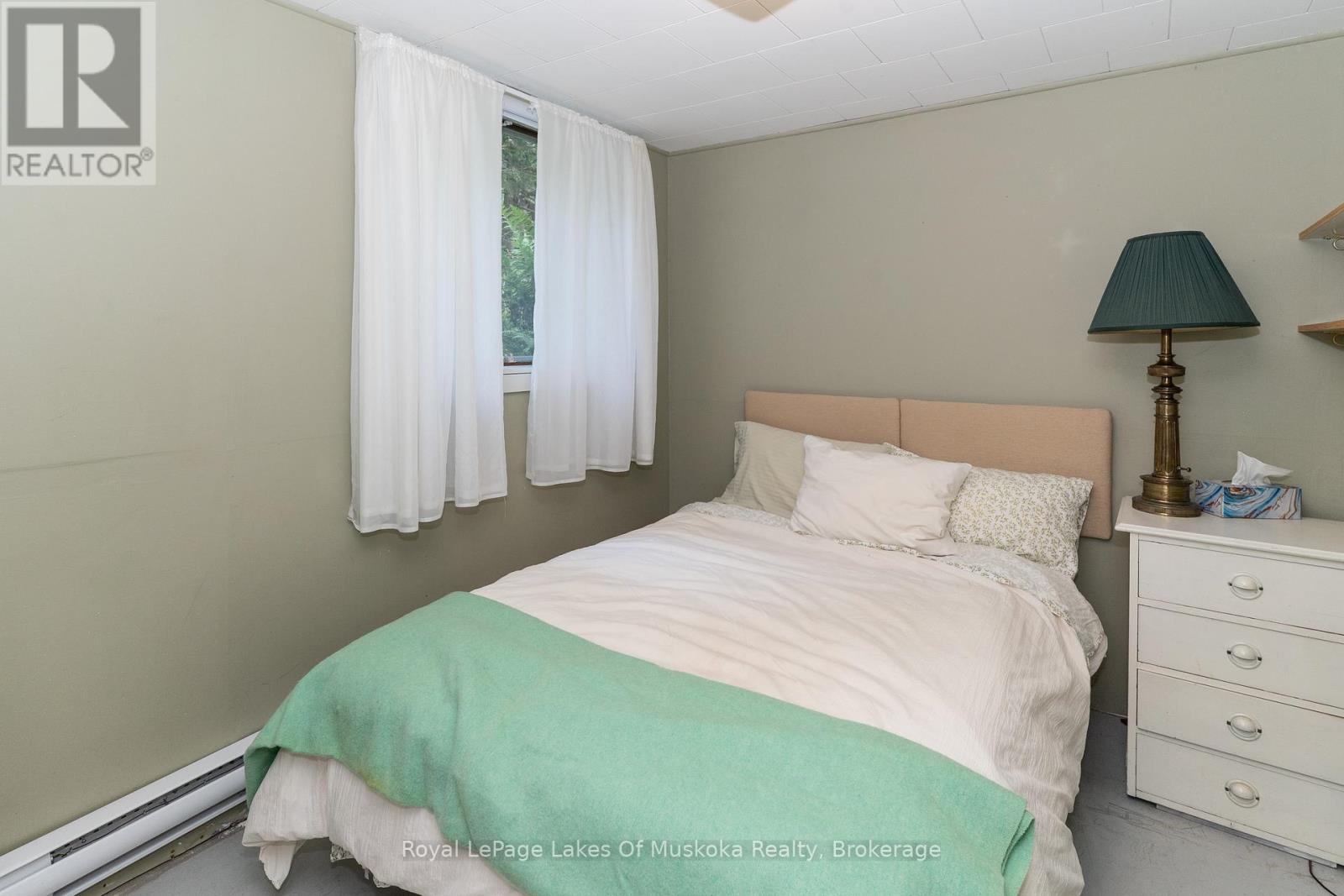 21 Harris Street, Muskoka Lakes, Ontario  P0B 1J0 - Photo 28 - X12332237