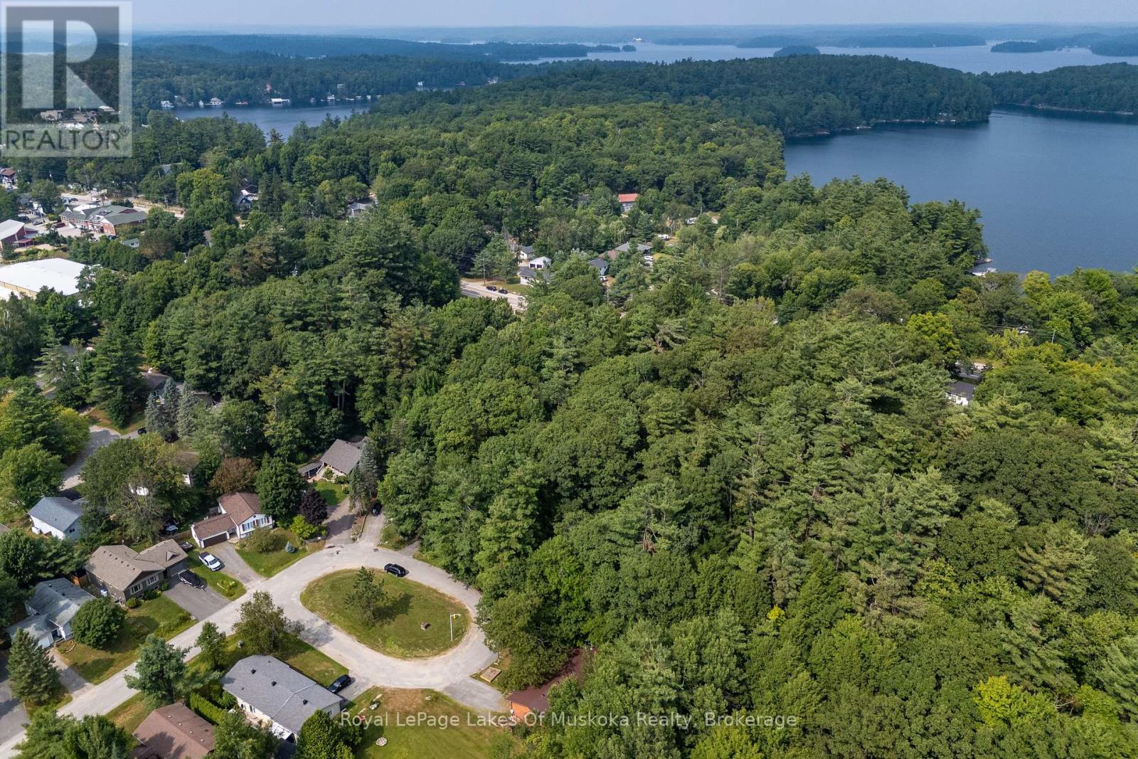 21 Harris Street, Muskoka Lakes, Ontario  P0B 1J0 - Photo 36 - X12332237