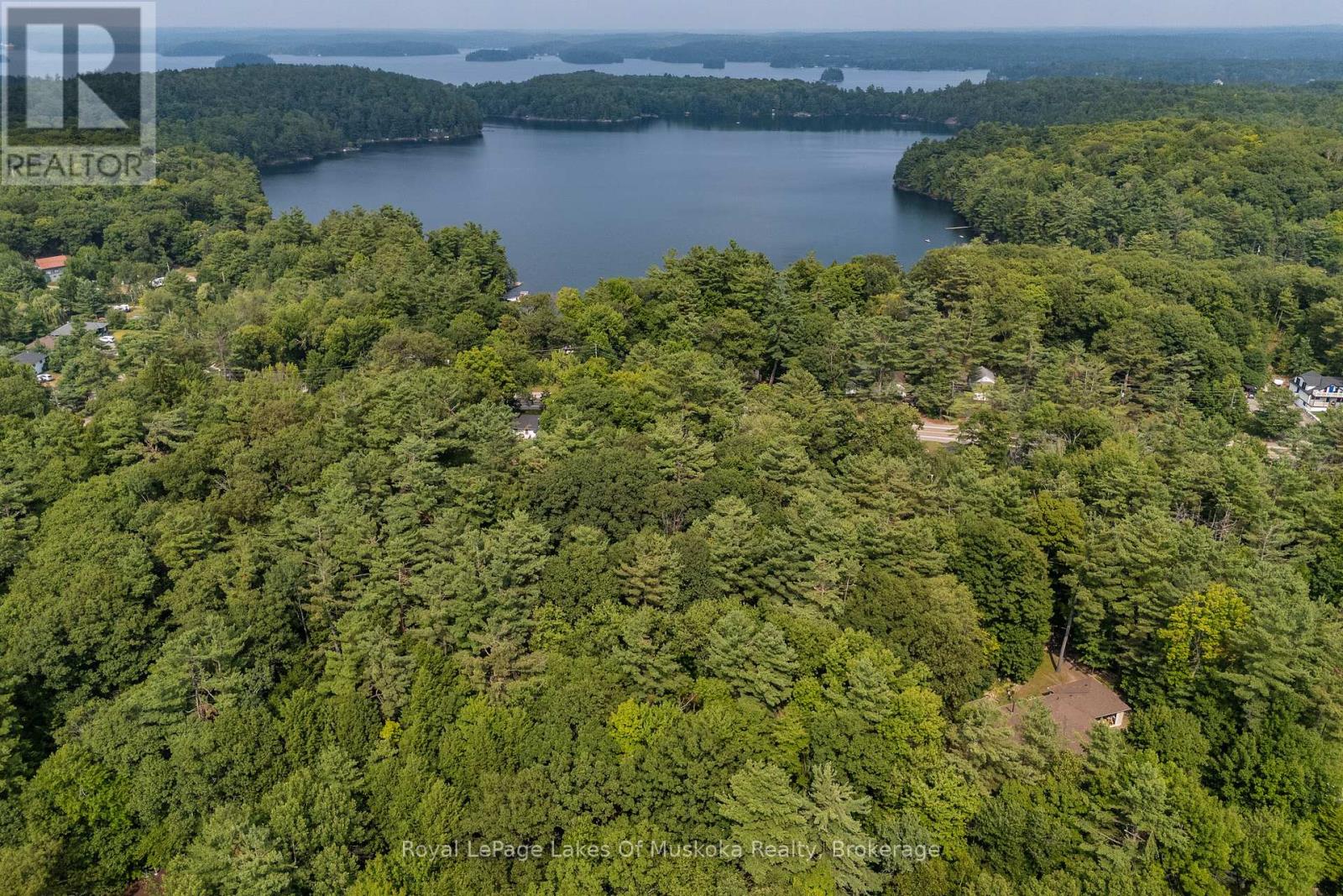 21 Harris Street, Muskoka Lakes, Ontario  P0B 1J0 - Photo 37 - X12332237
