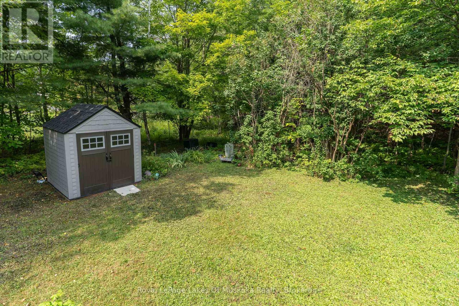 21 Harris Street, Muskoka Lakes, Ontario  P0B 1J0 - Photo 4 - X12332237
