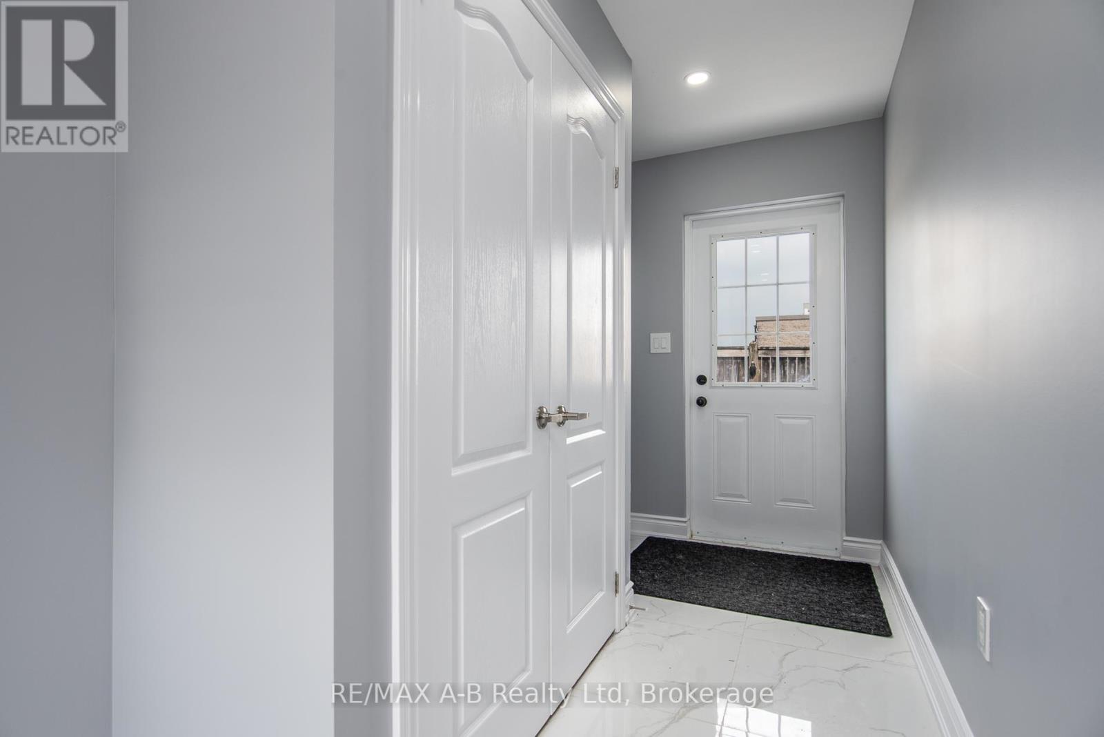 2274 34 Line, Perth East, Ontario  N0B 2P0 - Photo 8 - X12332267