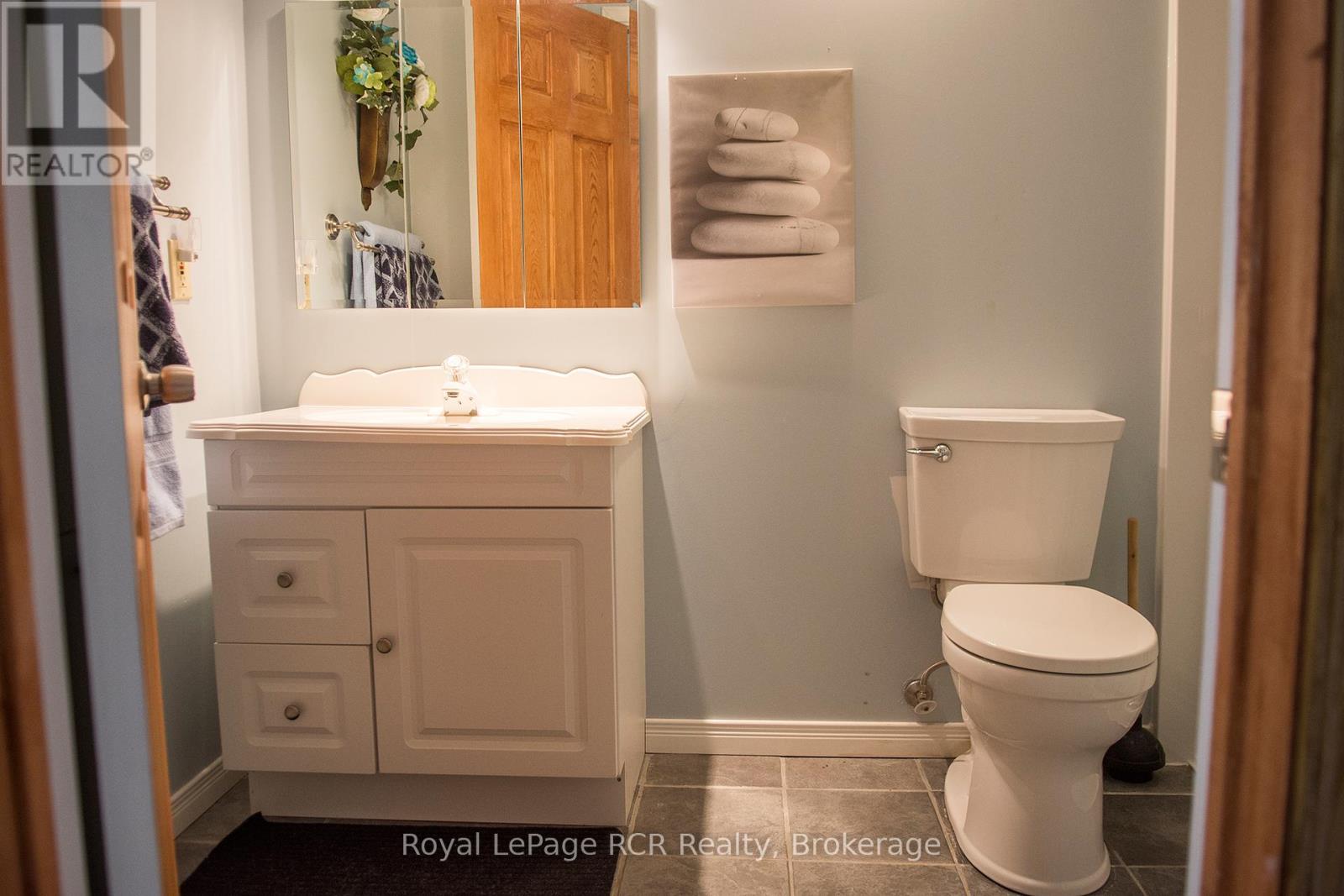 872 9th A East Avenue, Owen Sound, Ontario  N4K 6Y6 - Photo 17 - X12332269