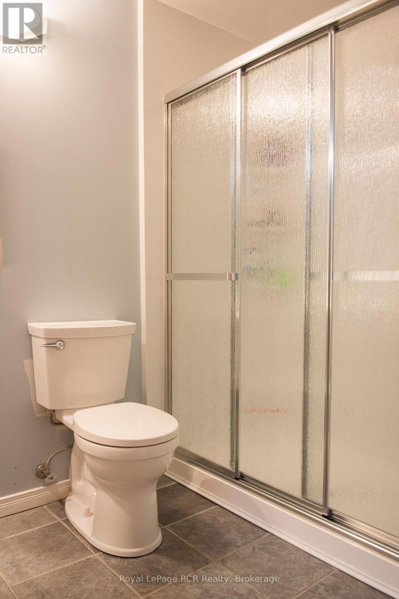 872 9th A East Avenue, Owen Sound, Ontario  N4K 6Y6 - Photo 18 - X12332269