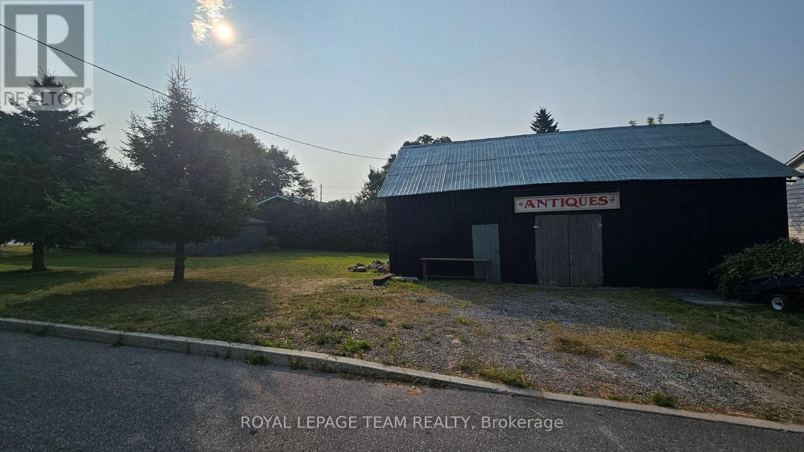 24 Mercer Street, Mississippi Mills, Ontario  K0A 1A0 - Photo 25 - X12205163