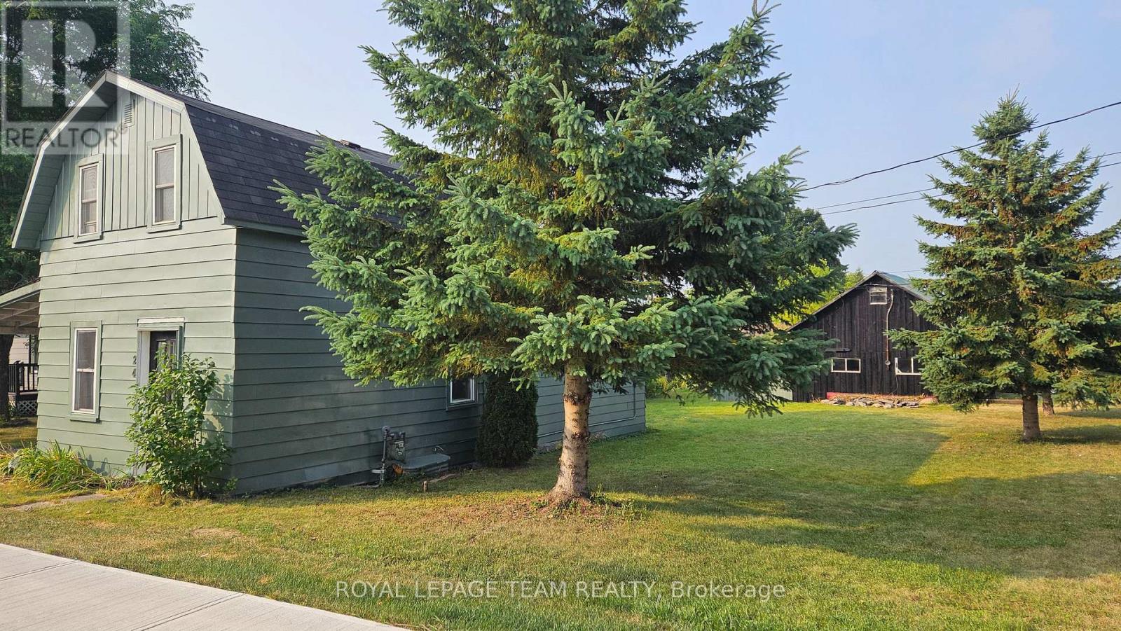 24 Mercer Street, Mississippi Mills, Ontario  K0A 1A0 - Photo 4 - X12205163